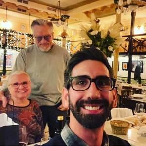 Meet your Posher, Johnny